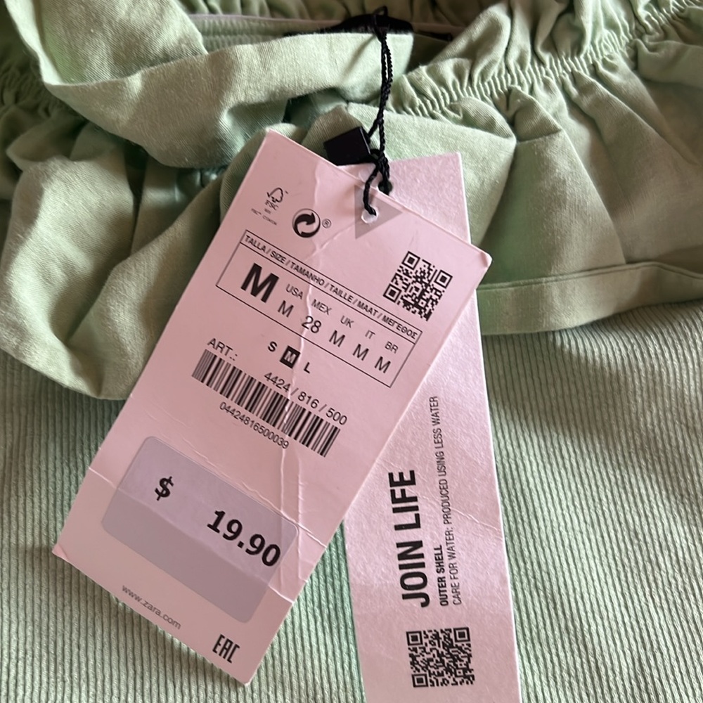 NWT!! Zara Ruffle top - Picture 5 of 5